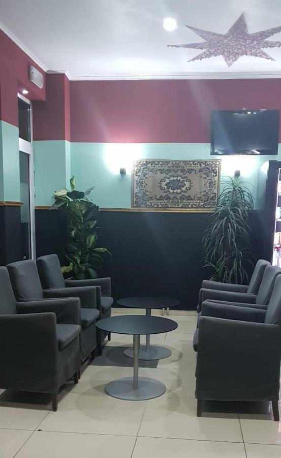 Hotel La Potiniere Schaerbeek ภายนอก รูปภาพ